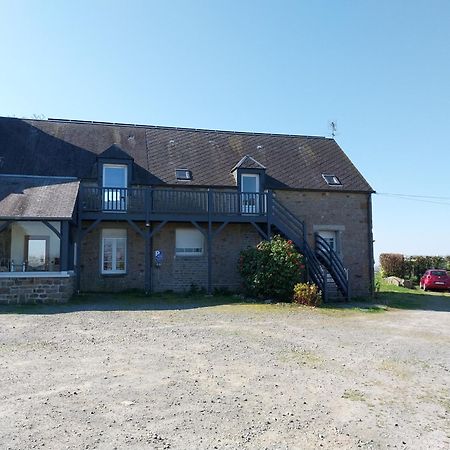 Joli Appartement Avec Vue Sur La Baie Avranches Bagian luar foto